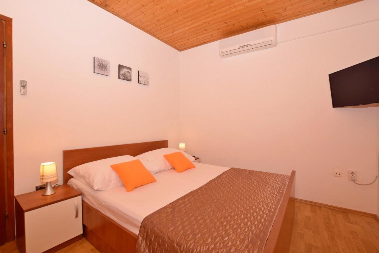 Apartments Andrija 피로바츠 외부 사진