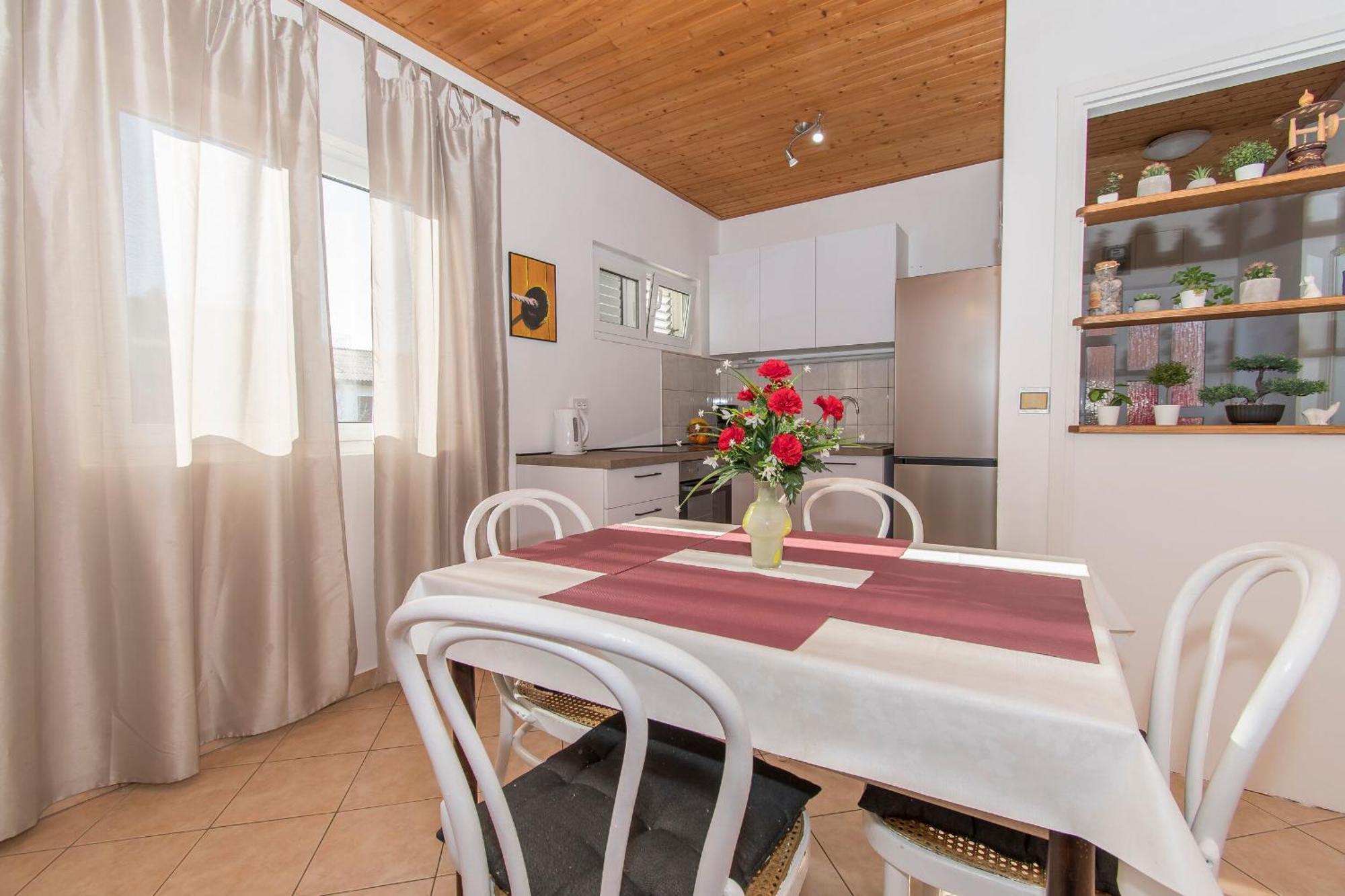Apartments Andrija 피로바츠 외부 사진